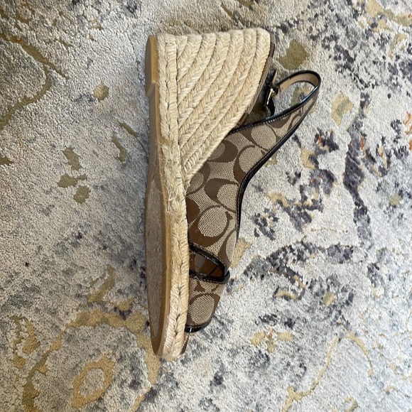 Luxury Coach heels - Picture 4 of 7